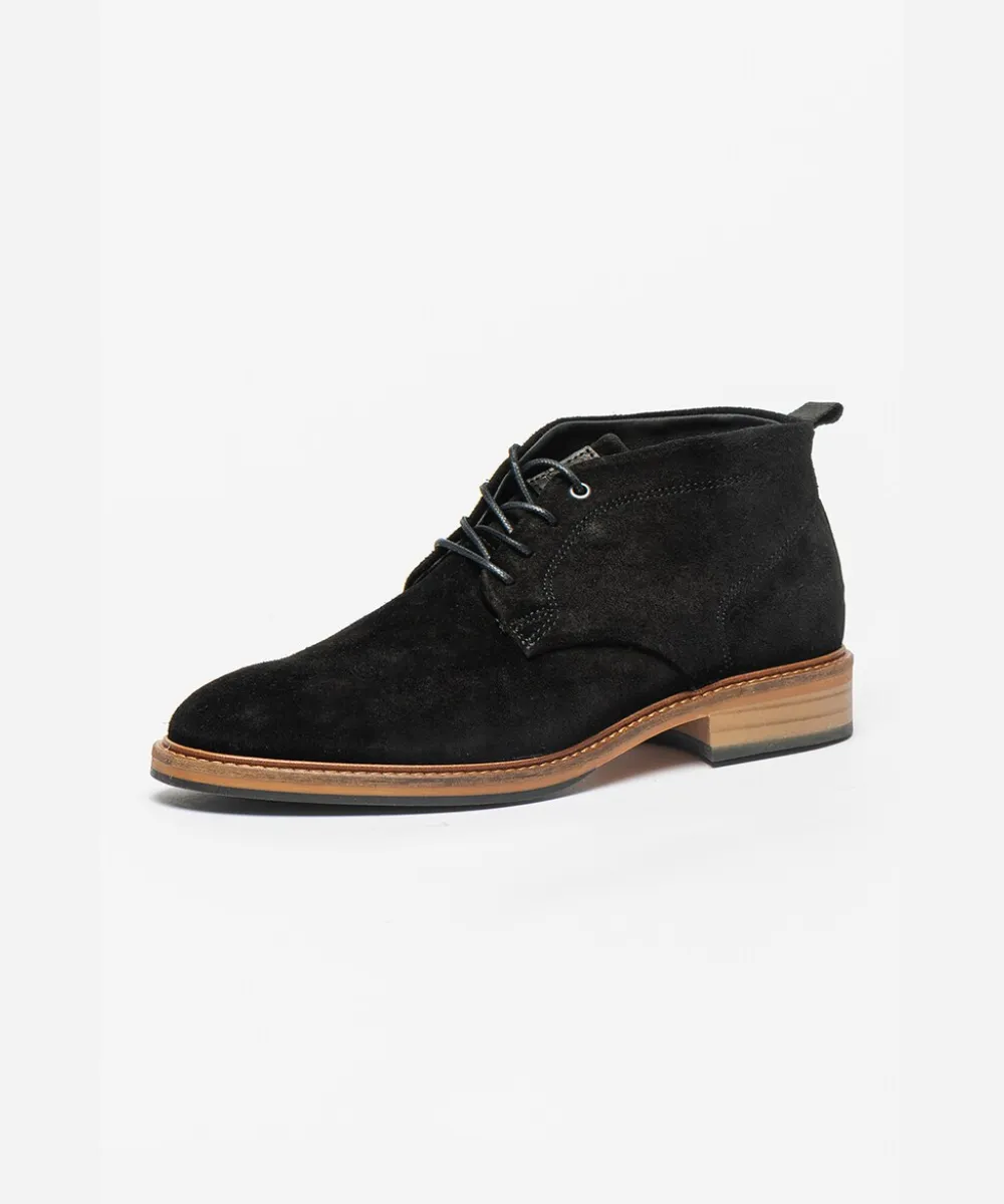 BULL BOXER CHUKKA SUEDE BOOTS