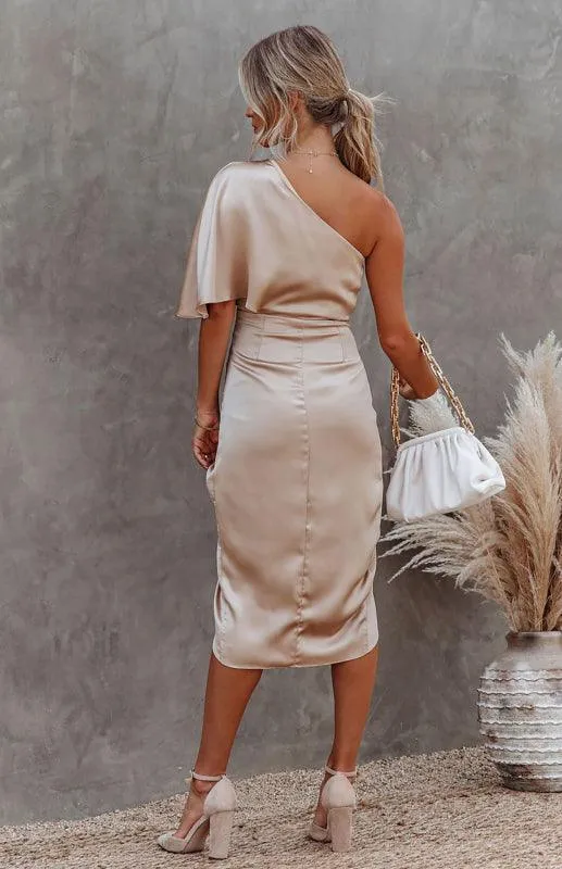 Chic Asymmetrical Pleated Waist Dress