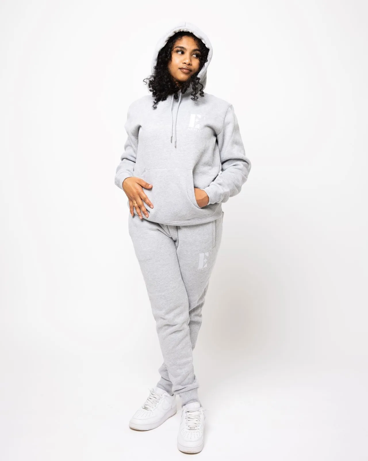 E's Element Essential Sweatsuit Set In Light Grey