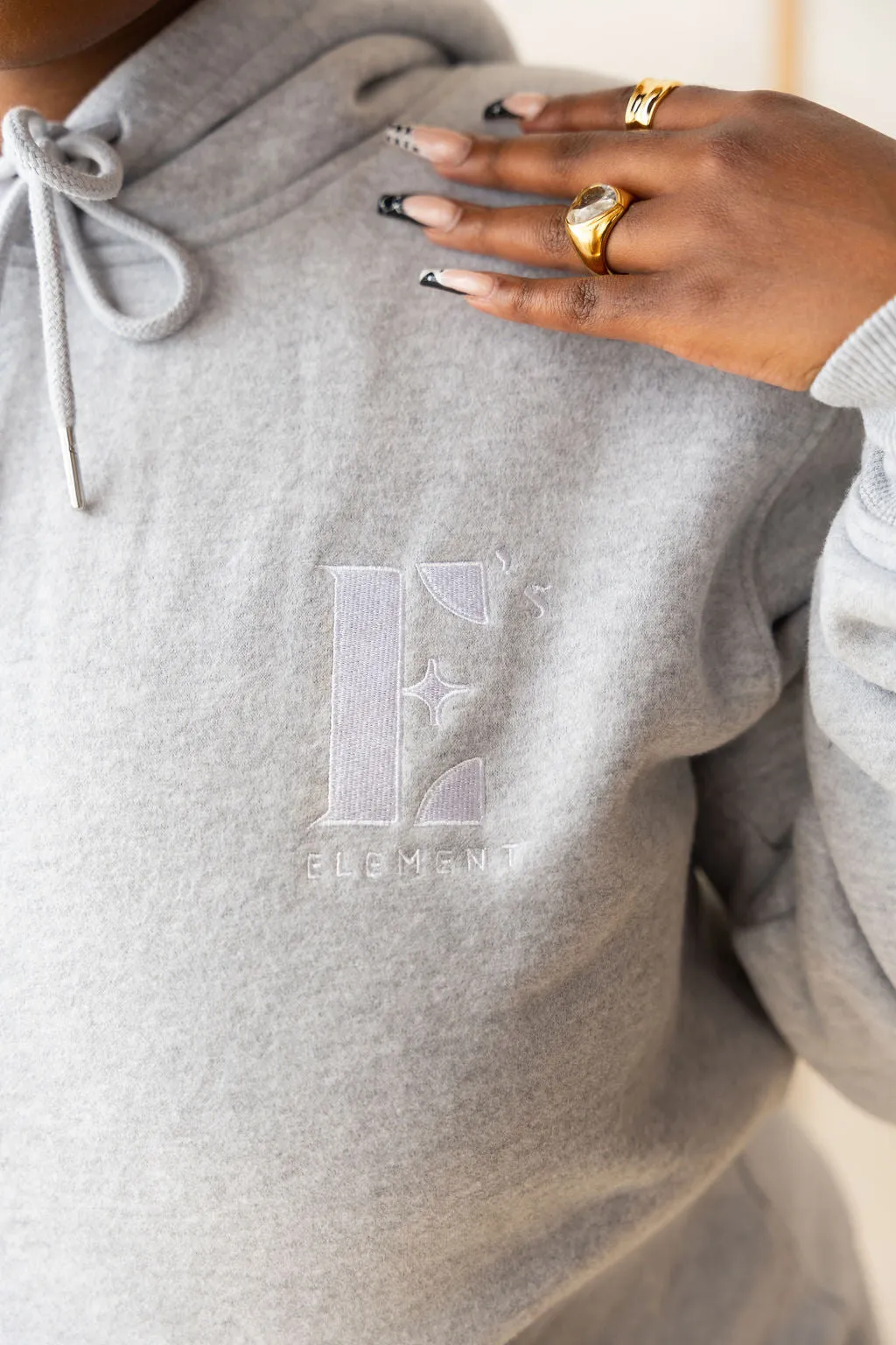 E's Element Essential Sweatsuit Set In Light Grey