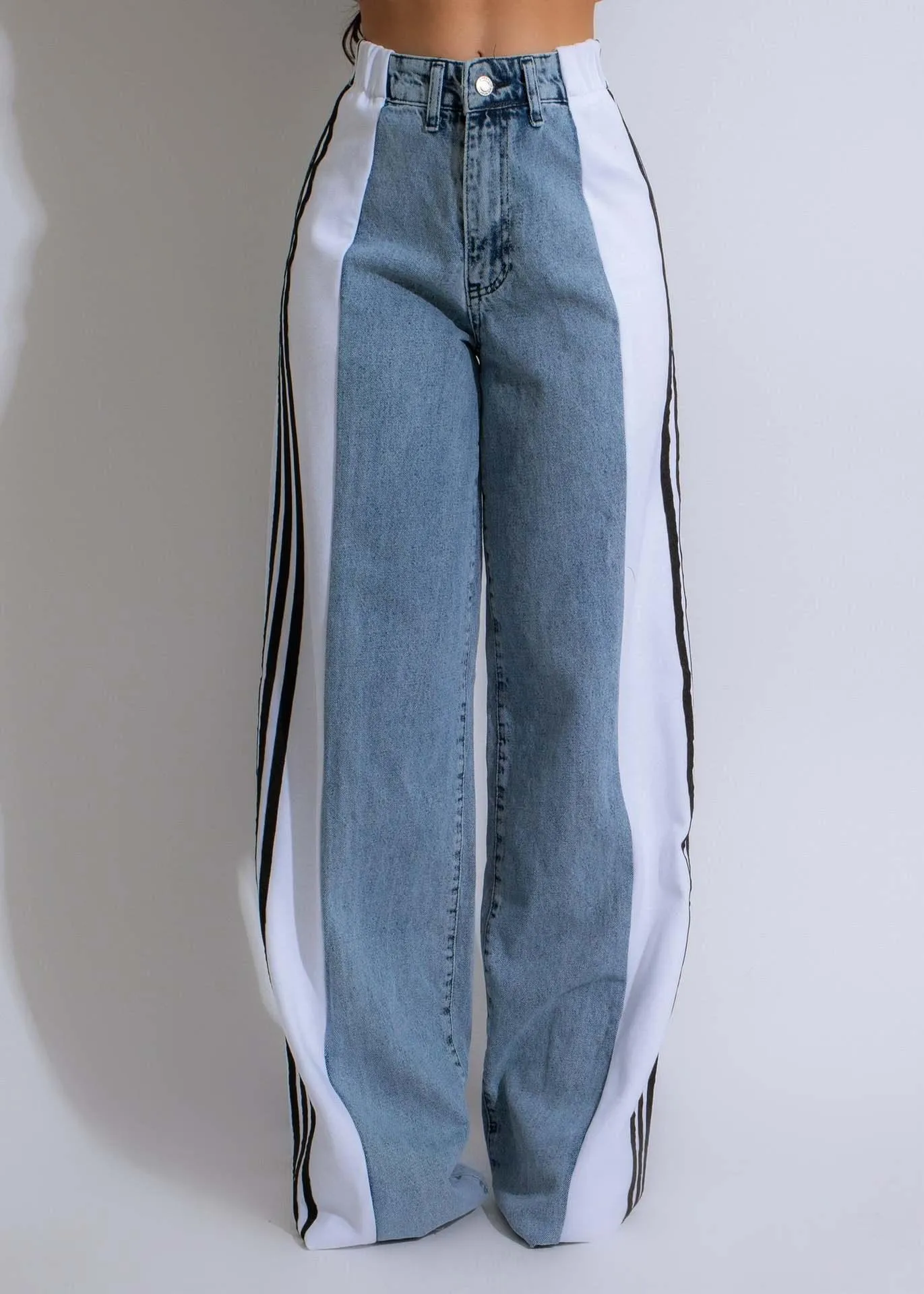 High-waist wide-leg denim pants